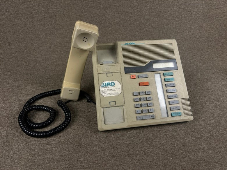 Phone027