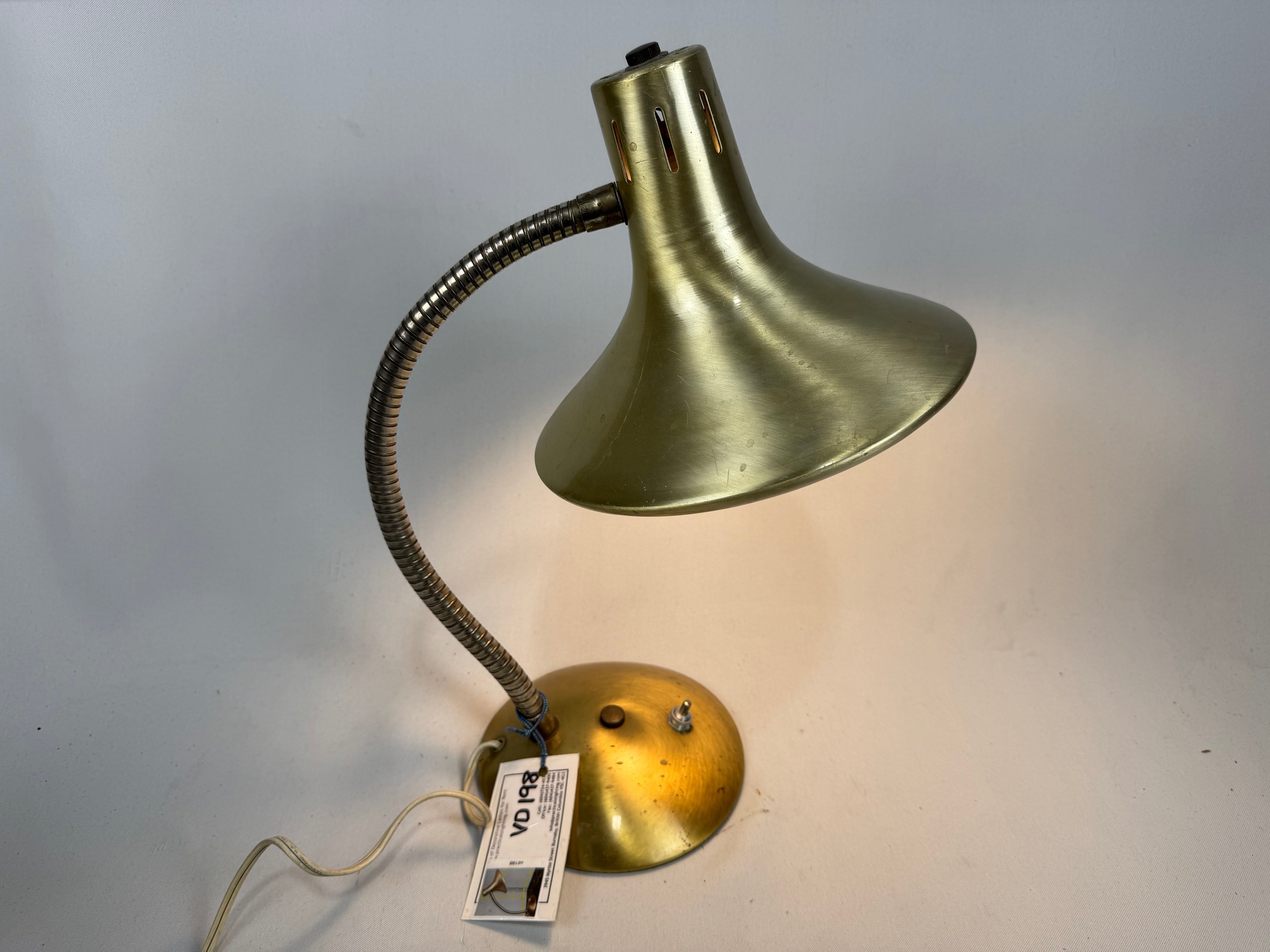 VD198