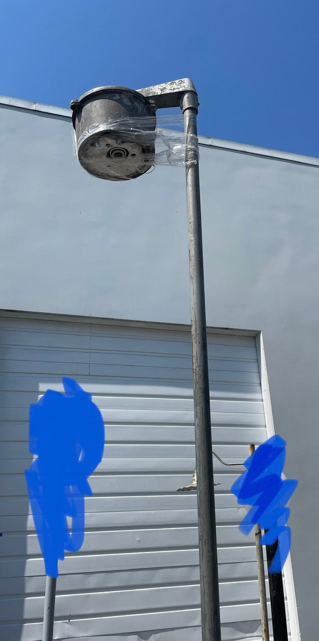 10.5ft Street Lamp posts w/ lights FOR SALE