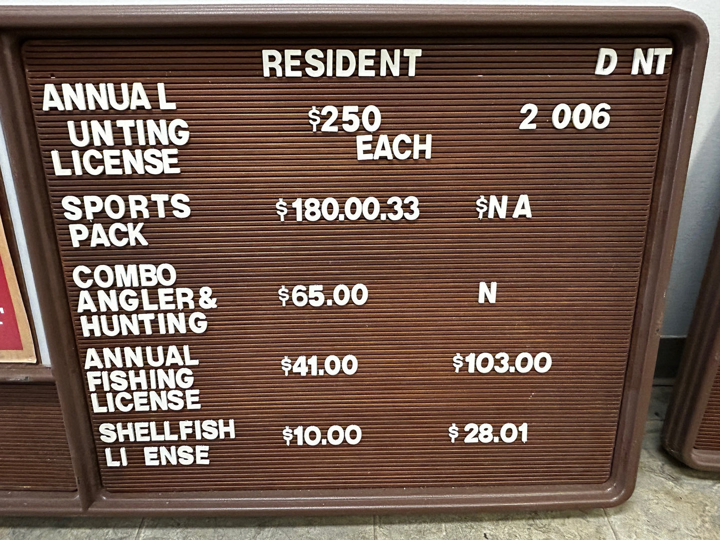 VINTAGE ADJUSTABLE MENU SIGN