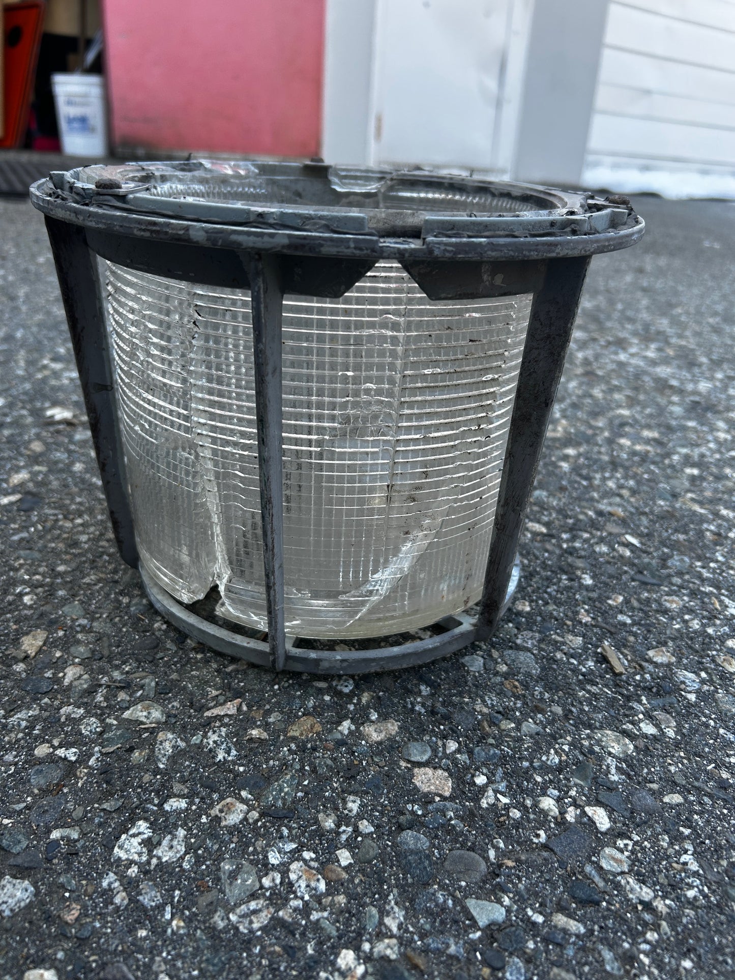 Cracked glass holophane head + diffuser