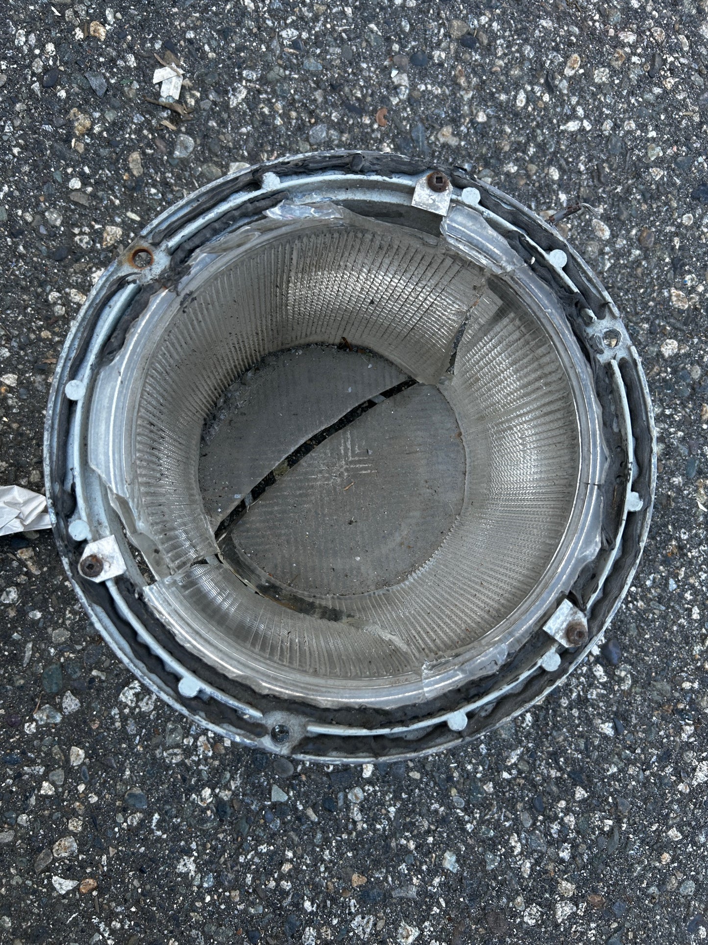 Cracked glass holophane head + diffuser