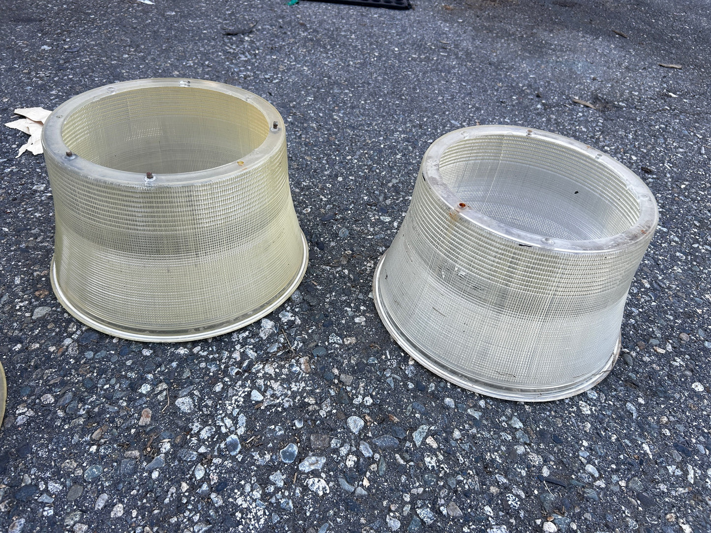 Acrylic holophane light diffusers x6