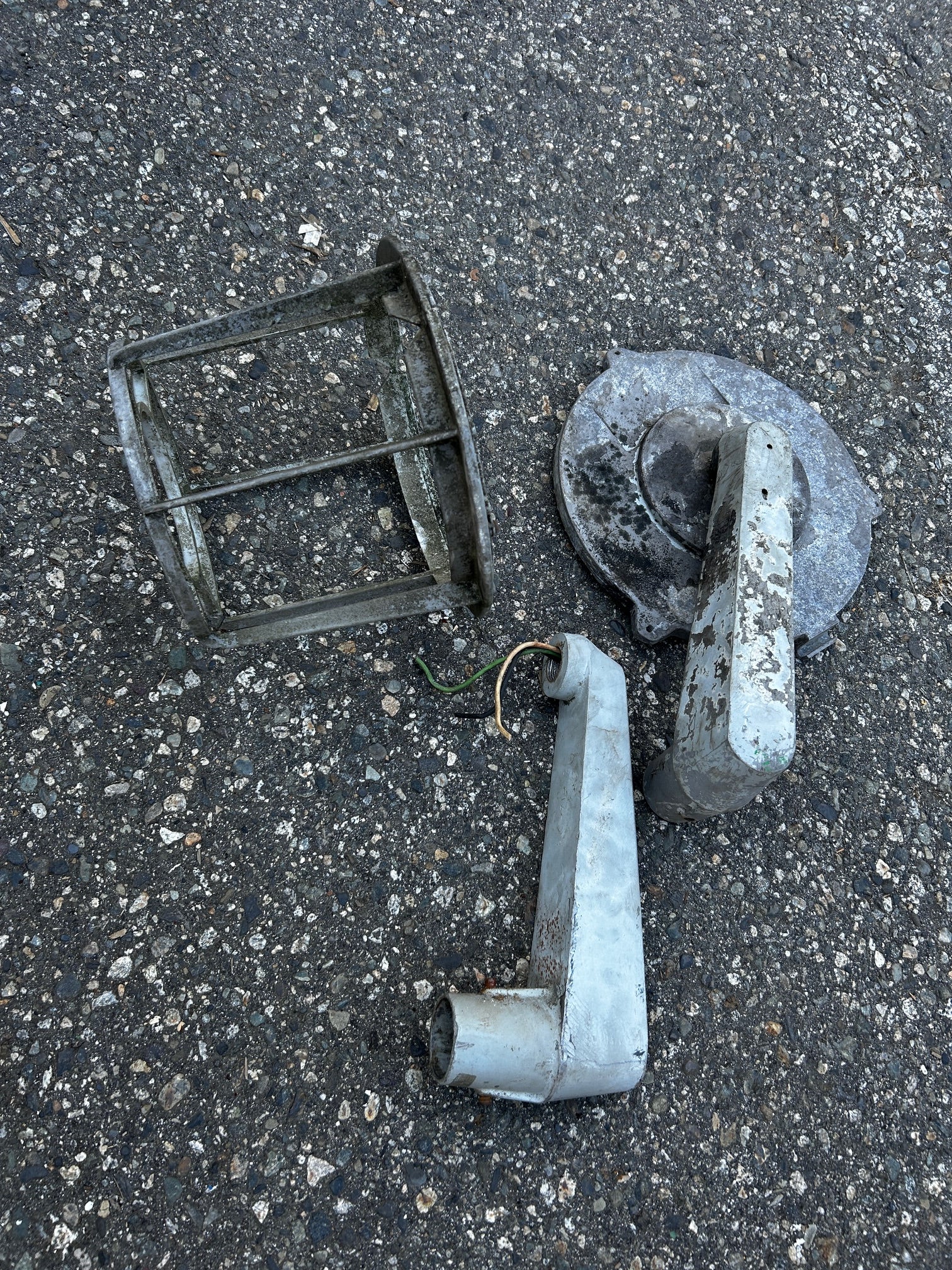 Street lights heads - hardware