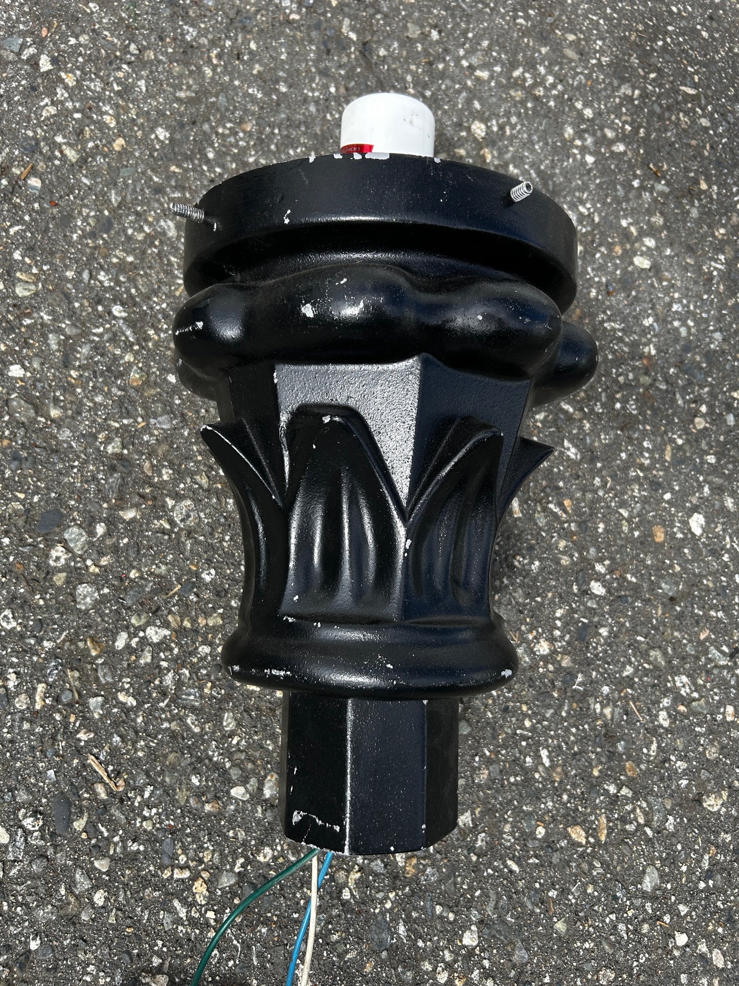 EUC Streetlight heads without shades x8
