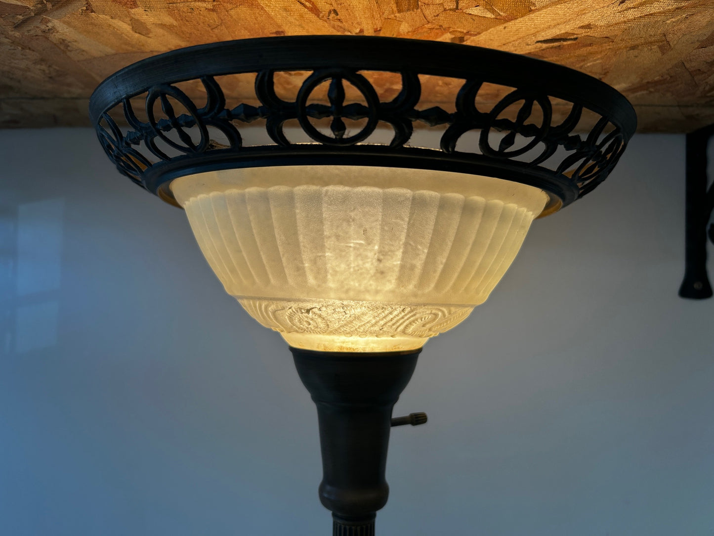 Victorian style floor lamp